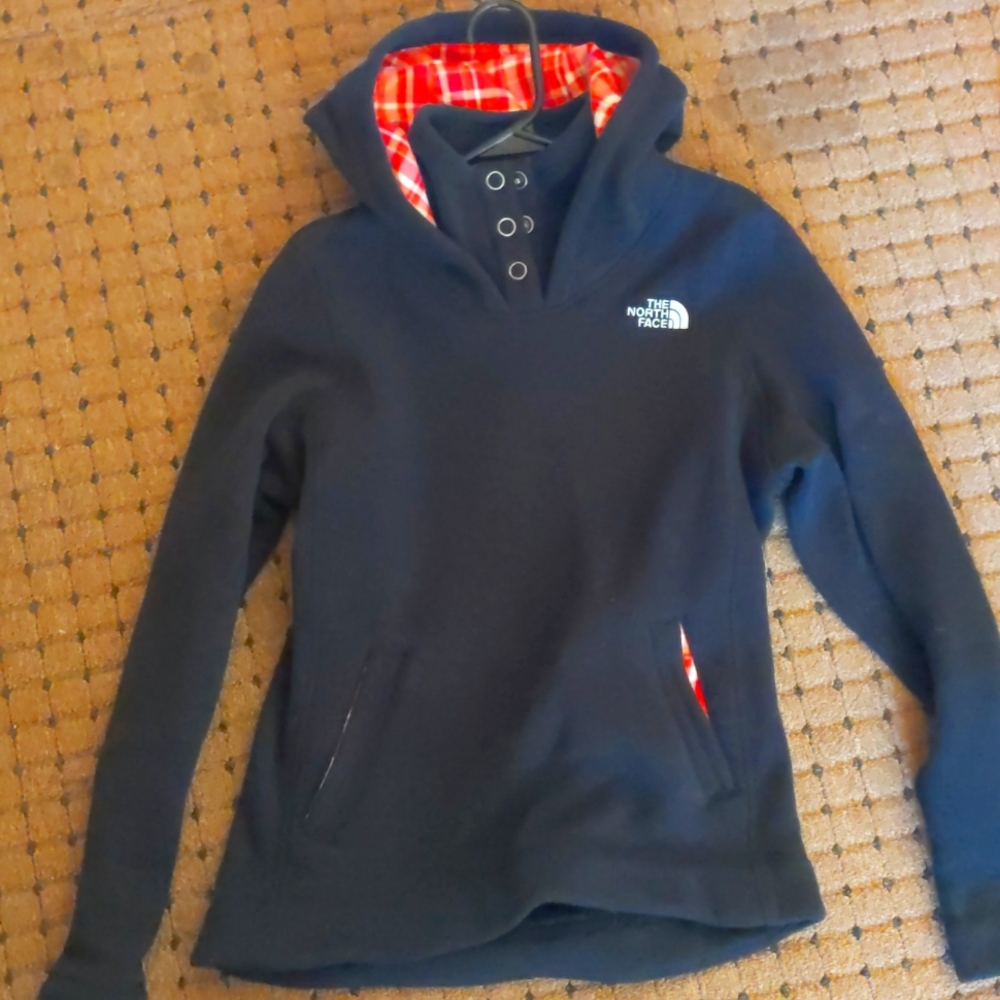 The northface hoodie